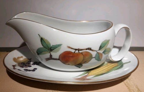 Royal worcester evesham gold - worcester,