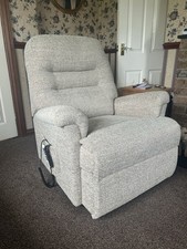 Sherborne Riser Recliner Chair 