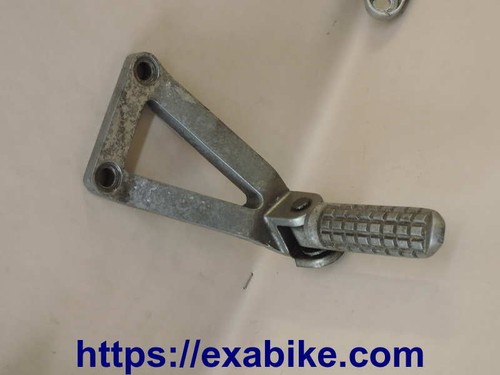 Rear right footrest plate for