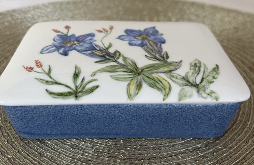Wedgwood bone china trinket - china,