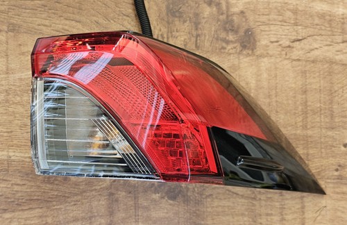 Toyota rav tail light rear - toyota,