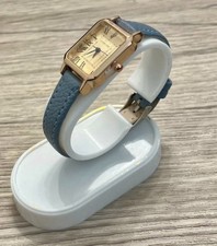 Ladies brand new gold square