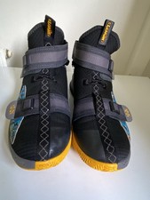 Nike LeBron Soldier 13 Size 5.5