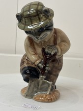 QUAIL Ceramics CAT Figurine Gardner with Spade Rare Vintage Pottery 14 cm