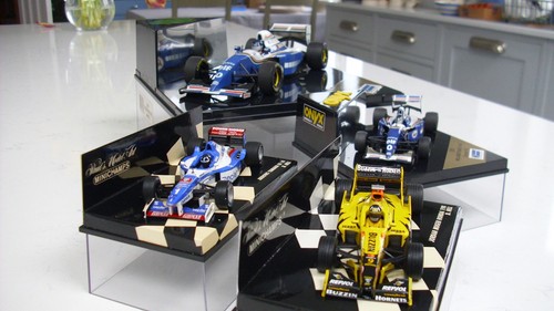 Minichamps damon hill car - damon,