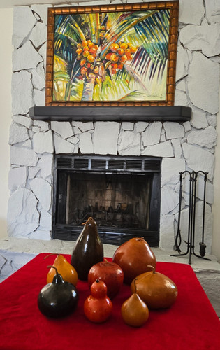 Vintage lacquered natural - lacquered,
