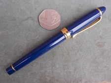 Aurora Ipsilon Fountain Pen with 14ct Gold Nib & Converter.