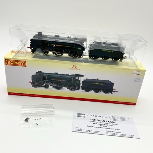 Hornby r3458 schools class - sr,