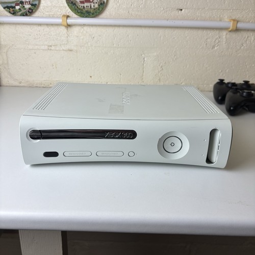 Xbox 360 console white - 360,