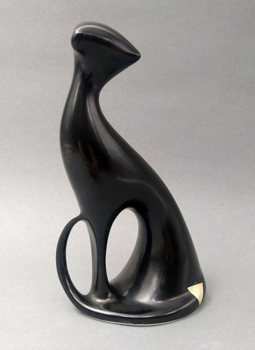 Vintage figurine sitting - vintage,