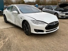 Tesla Model S 85 Set Of 4 Wheel Nuts Breaking Spares Parts