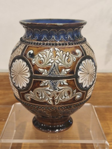 Outstanding doulton lambeth - outstanding,