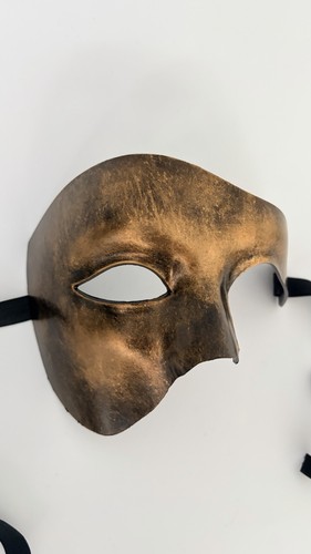 Bronze effect plastic half - effect,