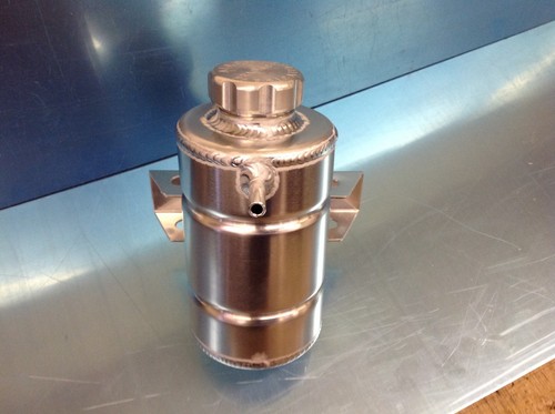 Alloy vertical header tank - vertical,