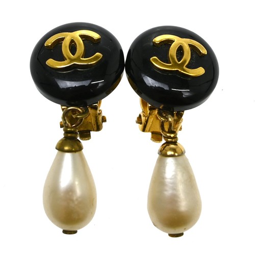 Chanel artificial pearl - pearl, dangle