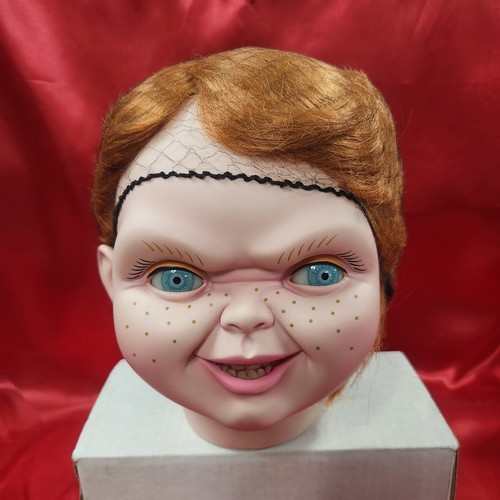 Ultimate chucky doll - head,