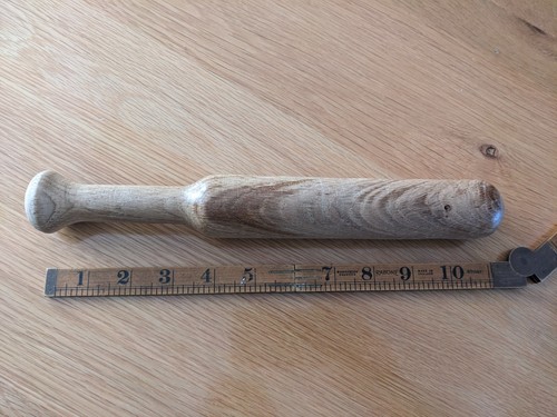 Fishing priest english oak - priest,