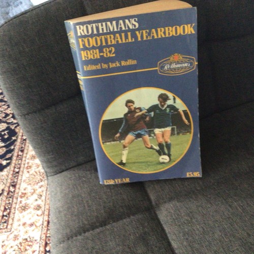 Rothmans football yearbook - rothmans,