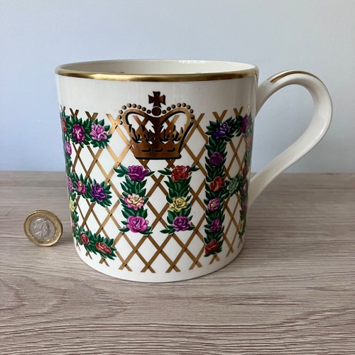 Rare vintage wedgewood queen - rare,