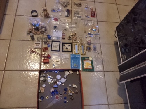 Vintage lot dollhouse - vintage,