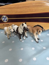 Schleich Horses. 09, 13, 14 . Plastic animals. Collectors items. Equine toys