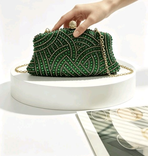 Sparkling emerald green - emerald,