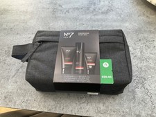 No7  mens Energising Wash Bag