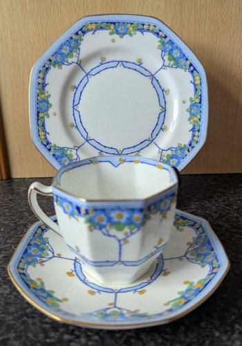 Royal doulton arvon trio - doulton,