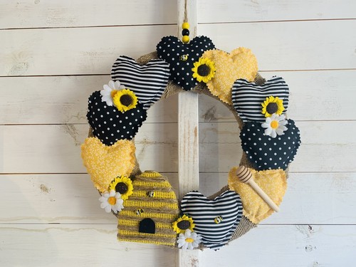 Handmade wreath bumble bee - bumble,