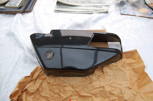 Suzuk gt250 right hand panel - suzuk,,