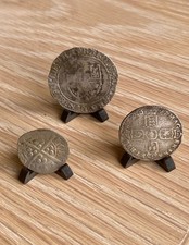 WOODEN COIN STANDS *2 SIZES