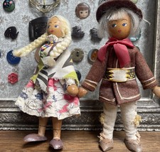Two Wooden Girl Boy Polish Peg