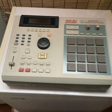 Akai MPC2000XL MIDI Production