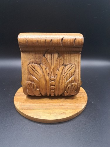 Carved oak corbel bracket - carved,