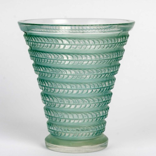 Art deco cytise glass - art,