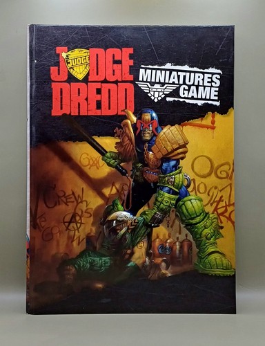 Judge dredd miniatures game - judge,