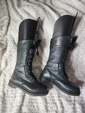DR MARTENS Triumph Fold Over