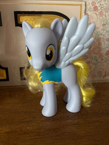 Little pony derpy hooves - little,