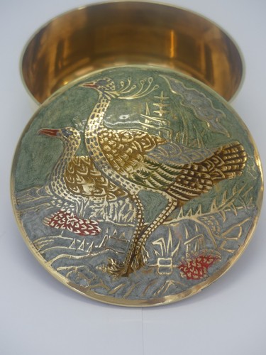 Vintage brass lidded trinket - vintage,