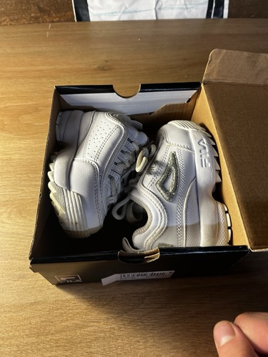 Fila kids shoes size inf - 5,