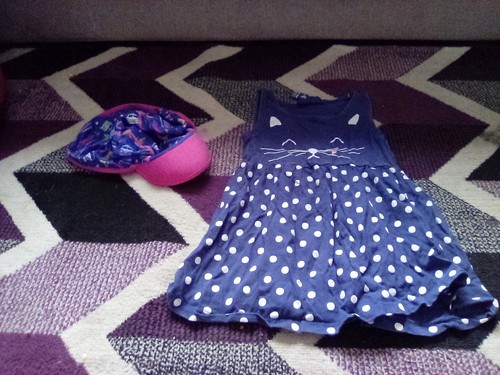 Girls age 7 item - 3,