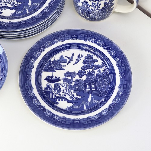 Blue willow side - blue, of