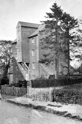 Bzz the watermill - bzz-89, watermill,