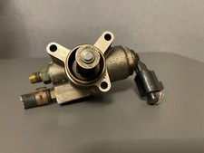 Fuel pump high pressure pump VW Audi Seat Skoda FSI TSI TFSI 03C 127 025 R