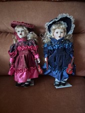 2 X Victorian Style Vintage