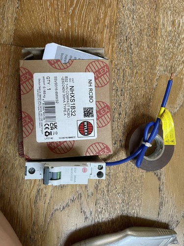 Wylex nhxs1b32 b32 32a - nhxs1b32,