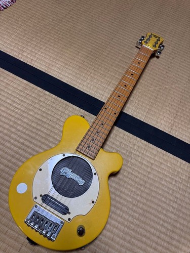 Pignose electric guitar yellow - electric,