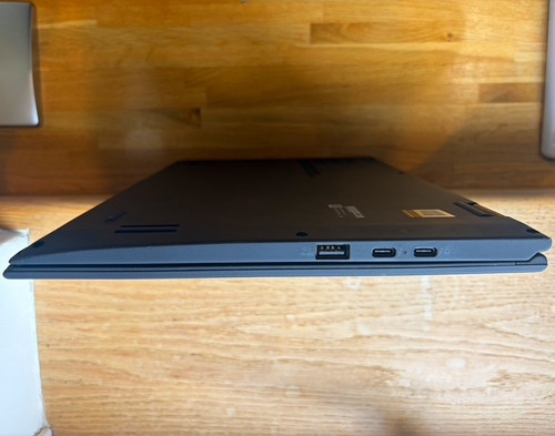 Lenovo thinkpad yoga 14in - x1,