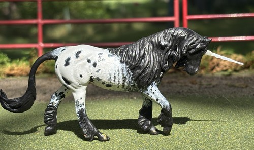 Customized breyer stablemate - breyer,