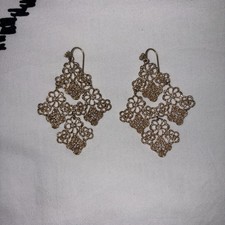 RETIRED Stella & Dot Chantilly